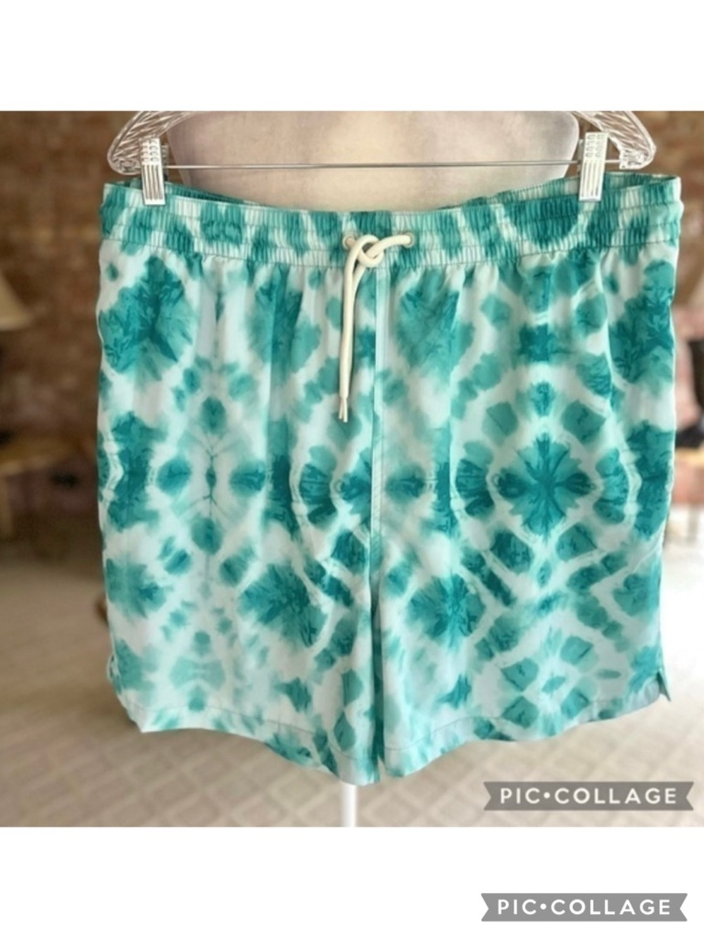 Wave Zone Men’s Swim Trunks XXL Aqua Tie Dye Pool Beach